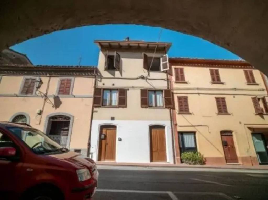 Casa Indipendente in vendita a Castelleone di Suasa corso Guglielmo Marconi