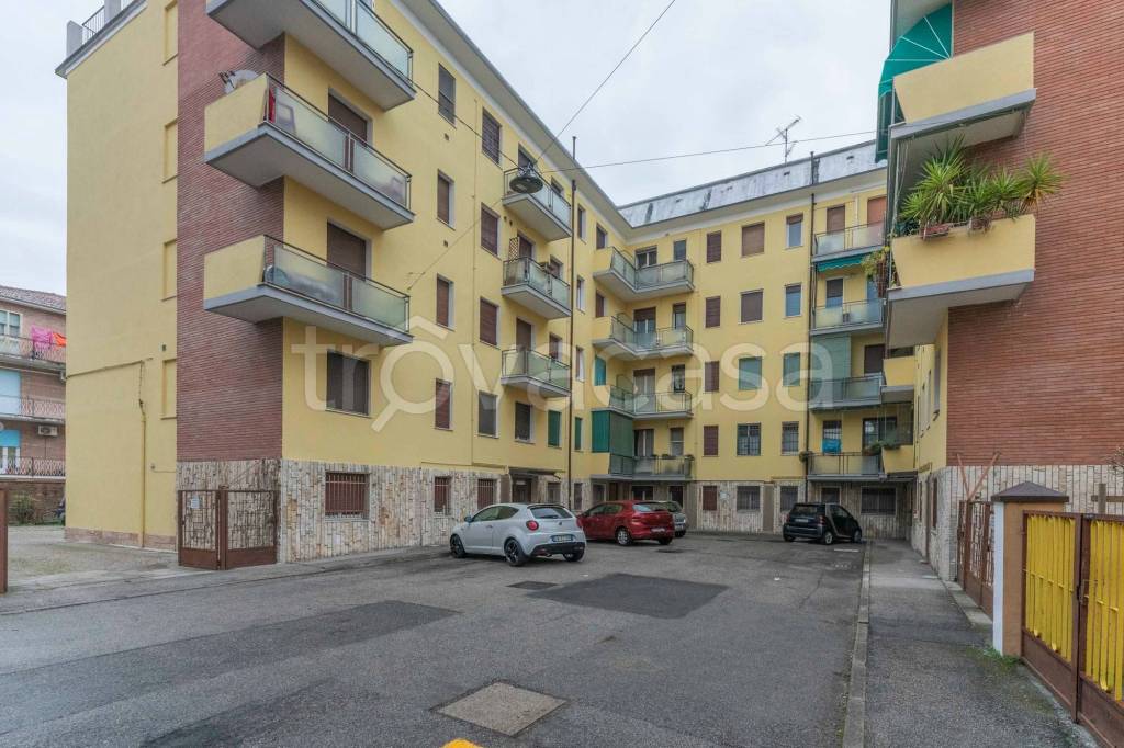 Appartamento in vendita a Ferrara via Aguiari, 34