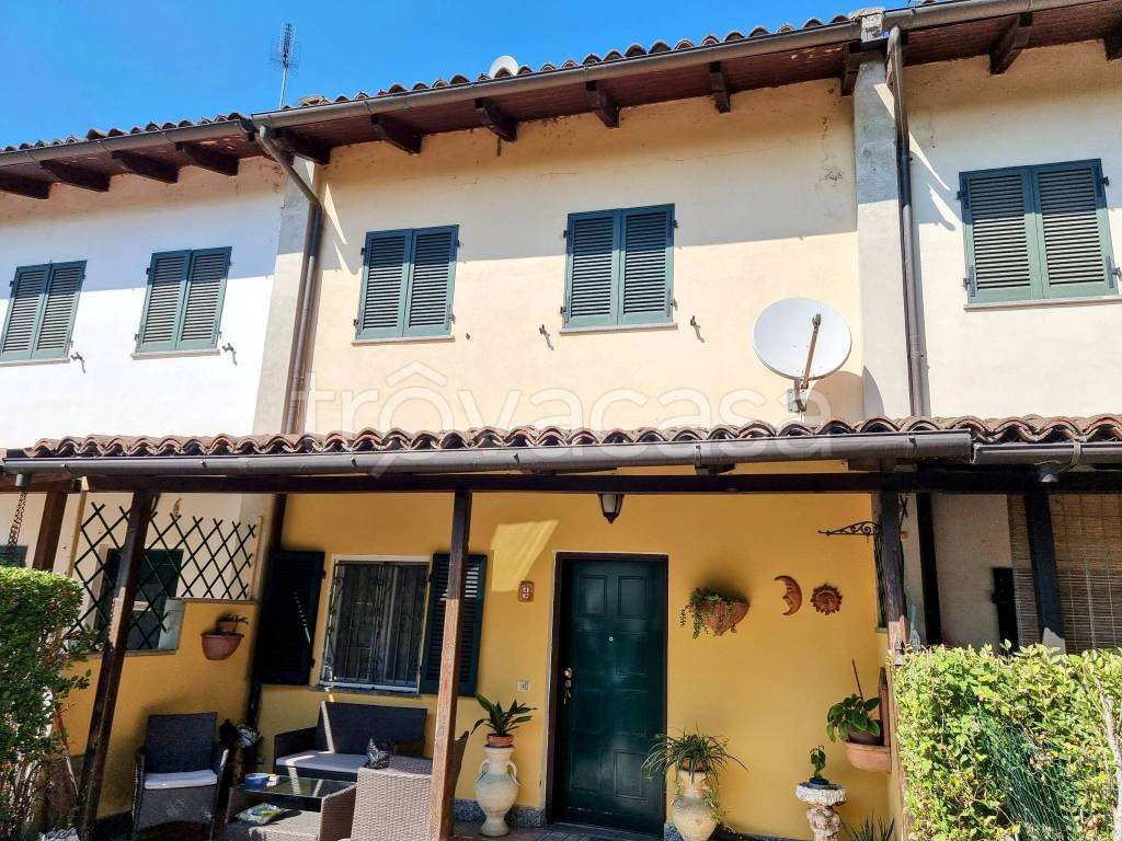 Casa Indipendente in affitto a Casal Cermelli via Frugarolo, 33