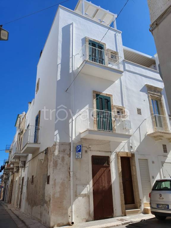 Casa Indipendente in vendita a Polignano a Mare via Girasole, 19