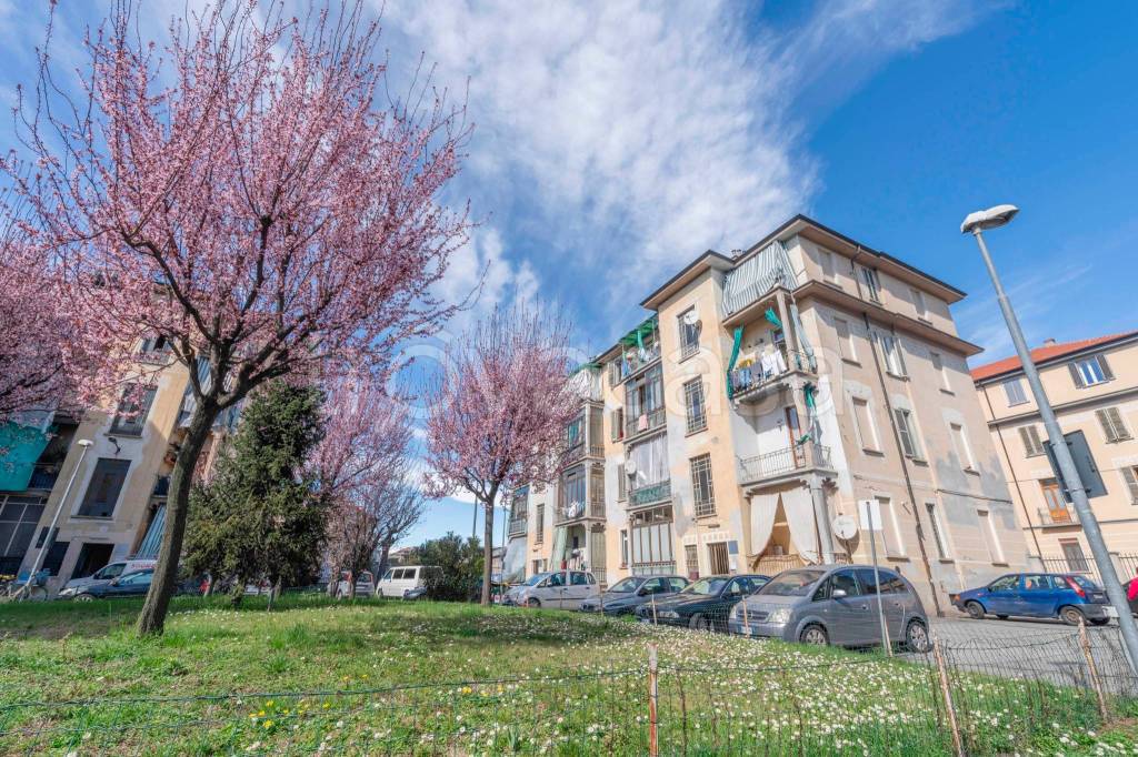 Appartamento in vendita a Torino via Desana, 19