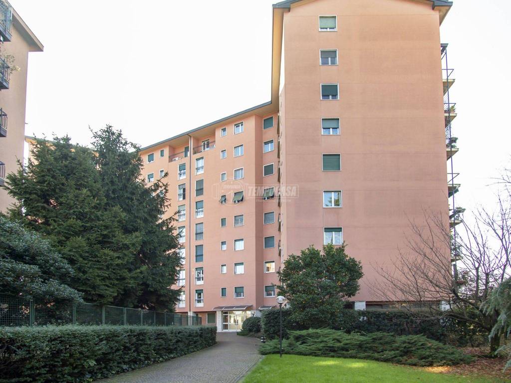 Appartamento in vendita a Milano via vincenzo rabolini 9