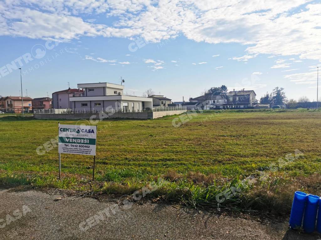 Terreno Residenziale in vendita a Legnago via Almerini