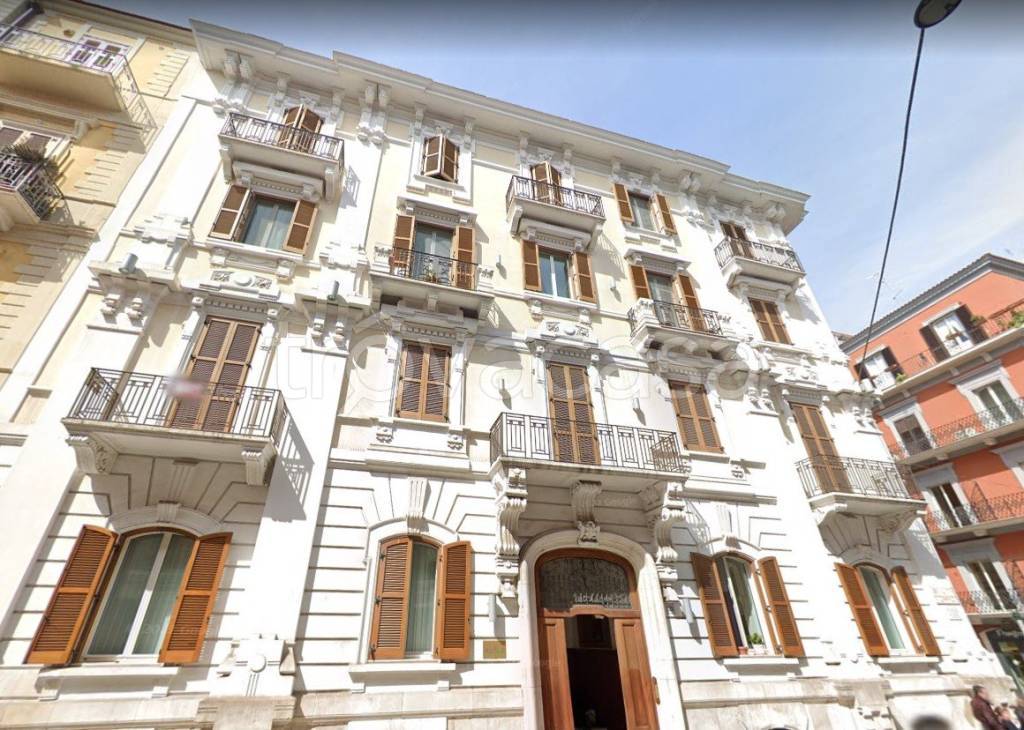 Ufficio in vendita a Bari