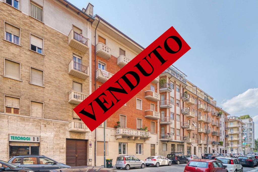 Appartamento in vendita a Torino via Domodossola, 73