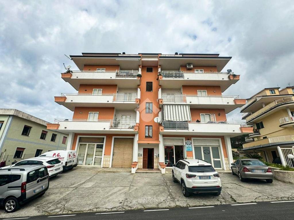 Appartamento in vendita a Belmonte Calabro via Corrado Alvaro, 28
