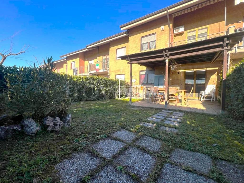 Villa a Schiera in vendita a Druento via San Pancrazio 49