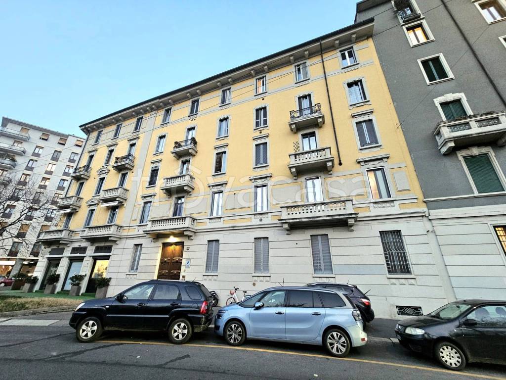 Appartamento in vendita a Milano via Domenico Cimarosa, 13
