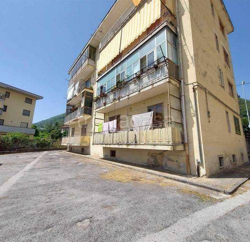 Appartamento in vendita a Salerno via Matteo Lecce 17
