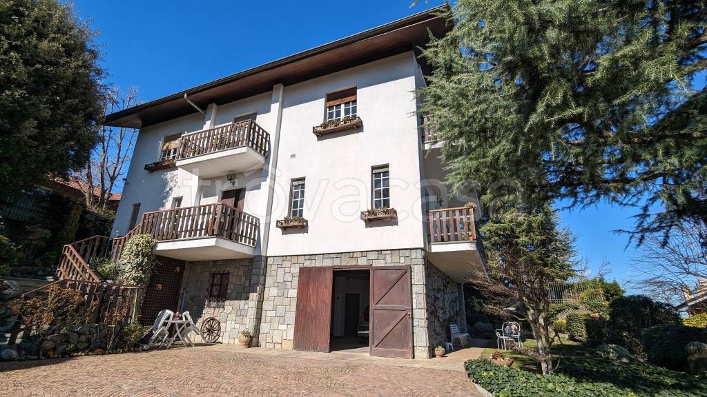 Villa in vendita a Pino Torinese via delle Viole, 12
