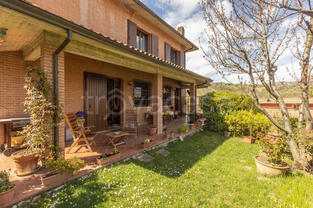 Villa Bifamiliare in vendita a Valsamoggia via Forese