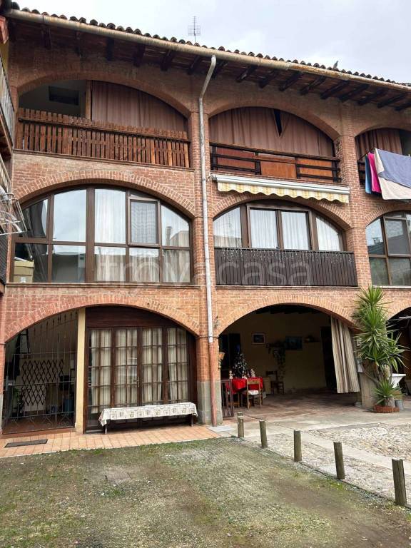 Appartamento in vendita a Chignolo d'Isola via Roncalli 29