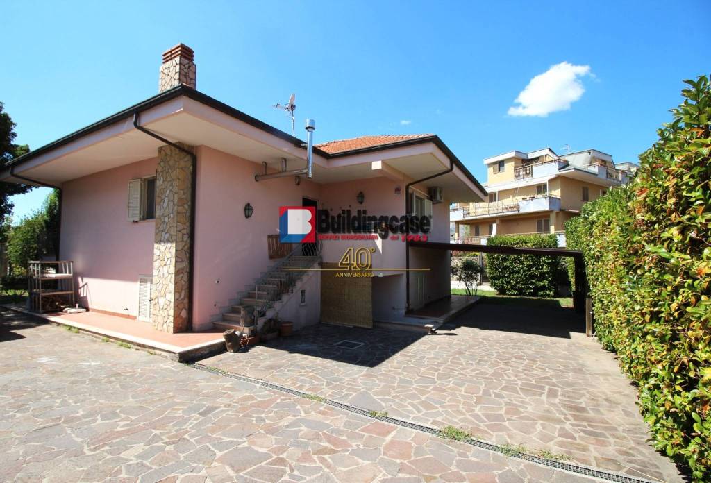 Appartamento in vendita a Formia via Ventotene