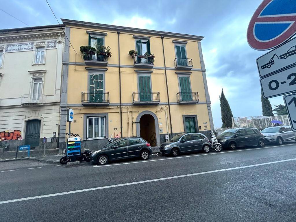 Appartamento in vendita a Napoli corso Vittorio Emanuele, 544