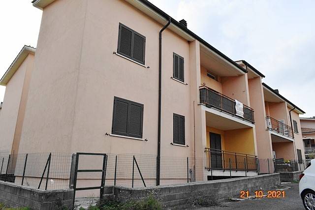 Appartamento in vendita a Rignano Flaminio via del Caravaggio, 6A
