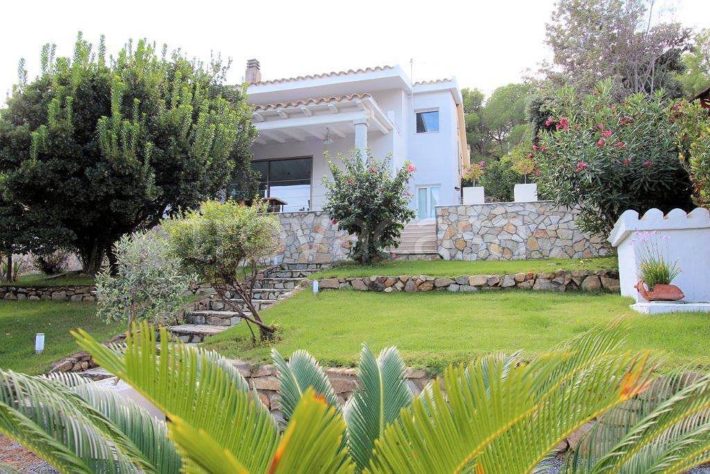 Villa Bifamiliare in vendita a Castiadas loc. Cala Sinzias