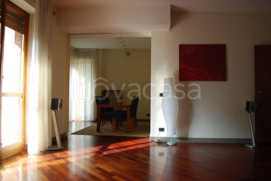 Appartamento in in affitto da privato a Milano via dei Benedettini, 14