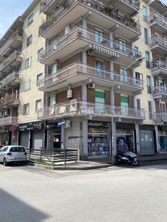 Appartamento in in vendita da privato a Caserta via Antonio Vivaldi, 9