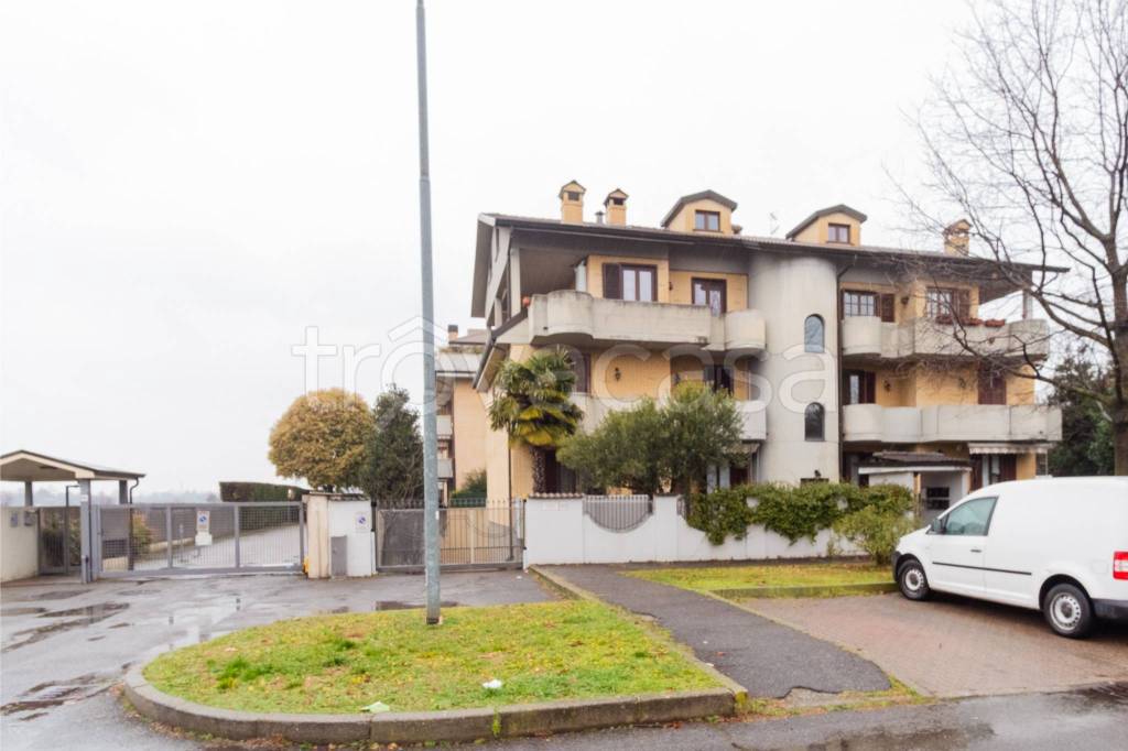 Appartamento in vendita a Nova Milanese via Venezia, 50