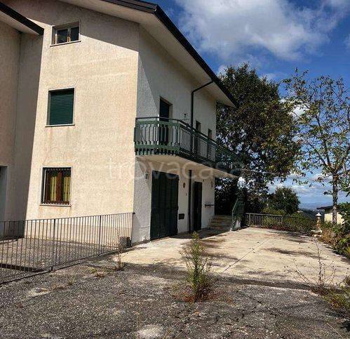 Villa in vendita a San Mango sul Calore via Armando Diaz 1