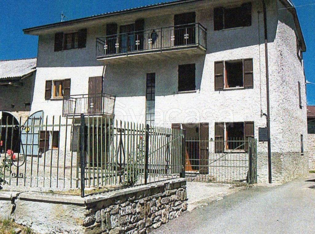 Villa in vendita a Farini localita Nicelli