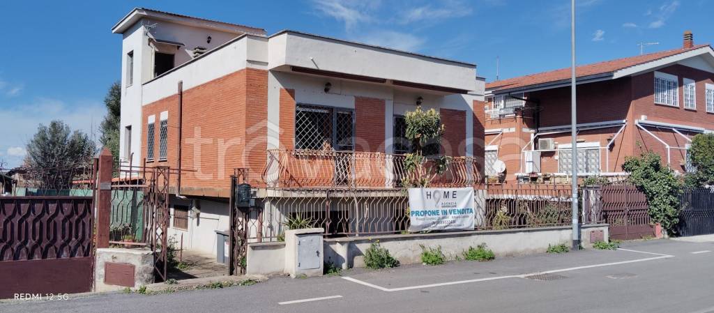 Villa in vendita a Ciampino via Emilio Reverberi