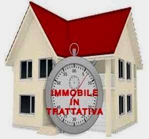 Appartamento in vendita a Roma via Piadena