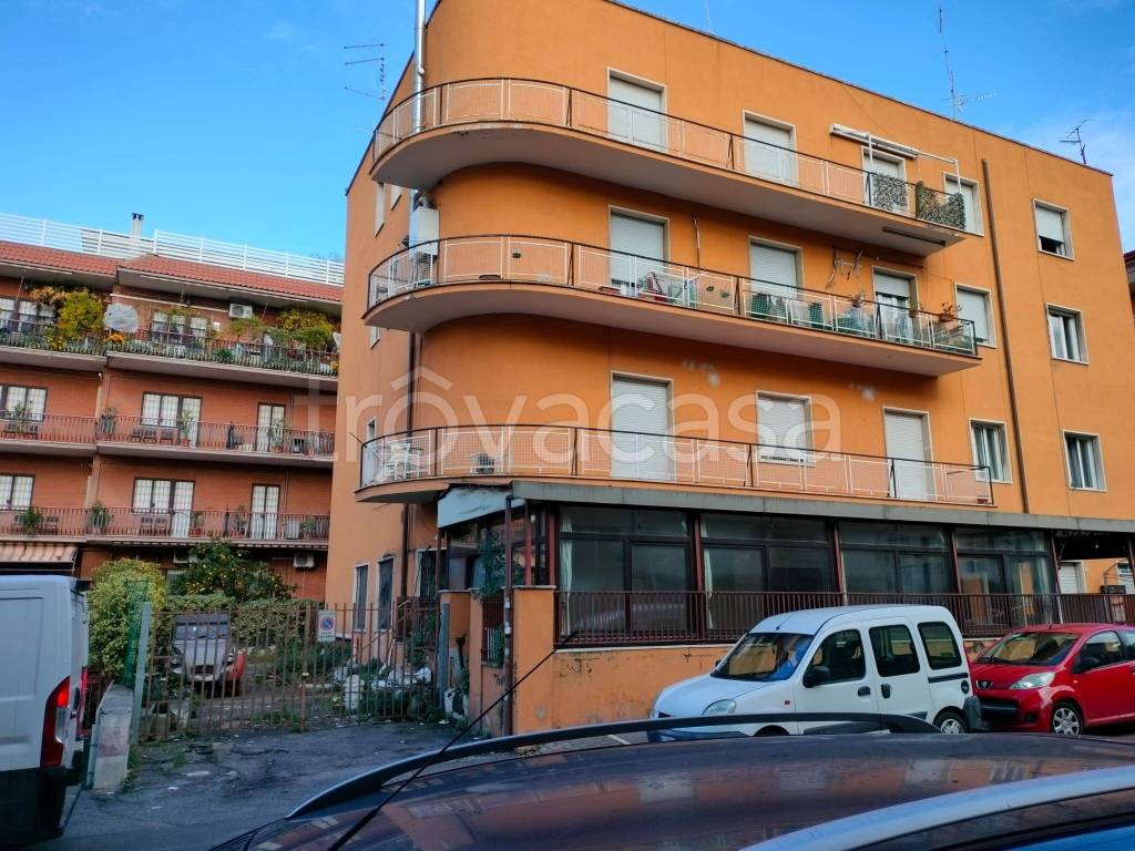 Appartamento in affitto a Ciampino via della Folgarella, 16