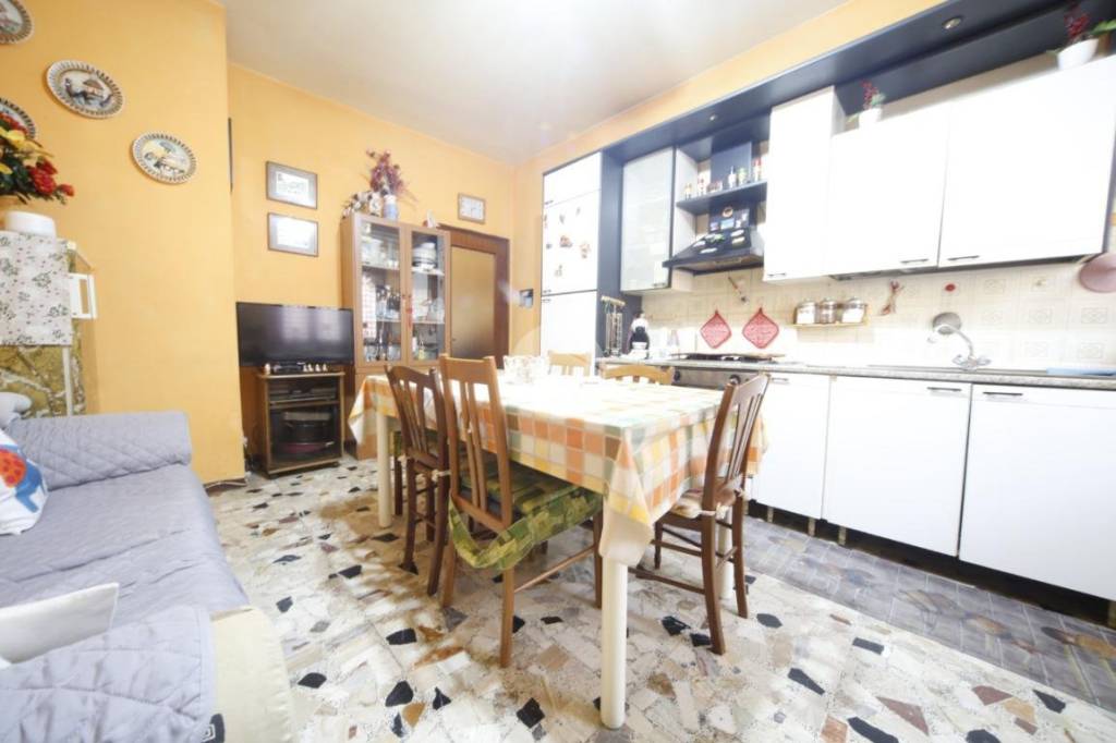 immagine annuncio 2 di 12
