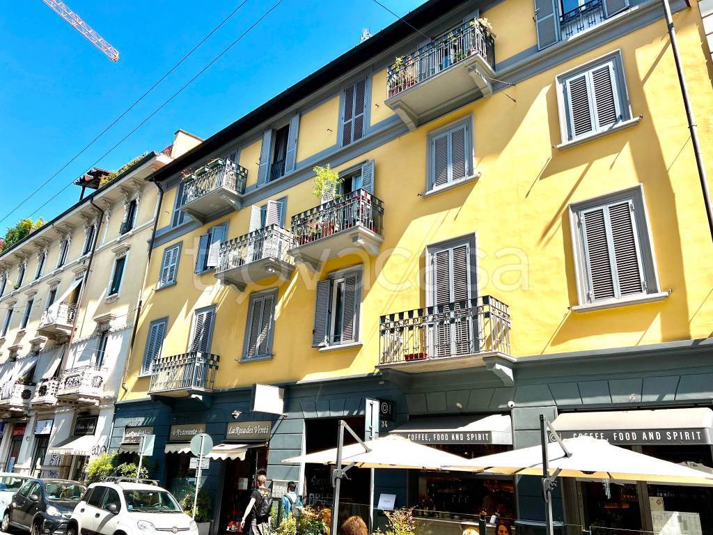 Appartamento in vendita a Milano via Piero della Francesca, 34
