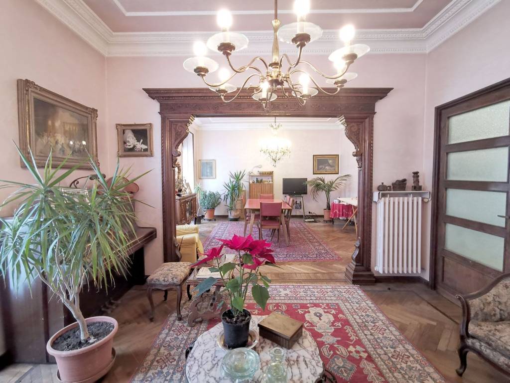 Appartamento in vendita a Torino via Giacinto Pacchiotti, 121