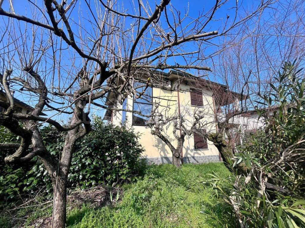 Villa in vendita a Castelverde via Bachelet, 21