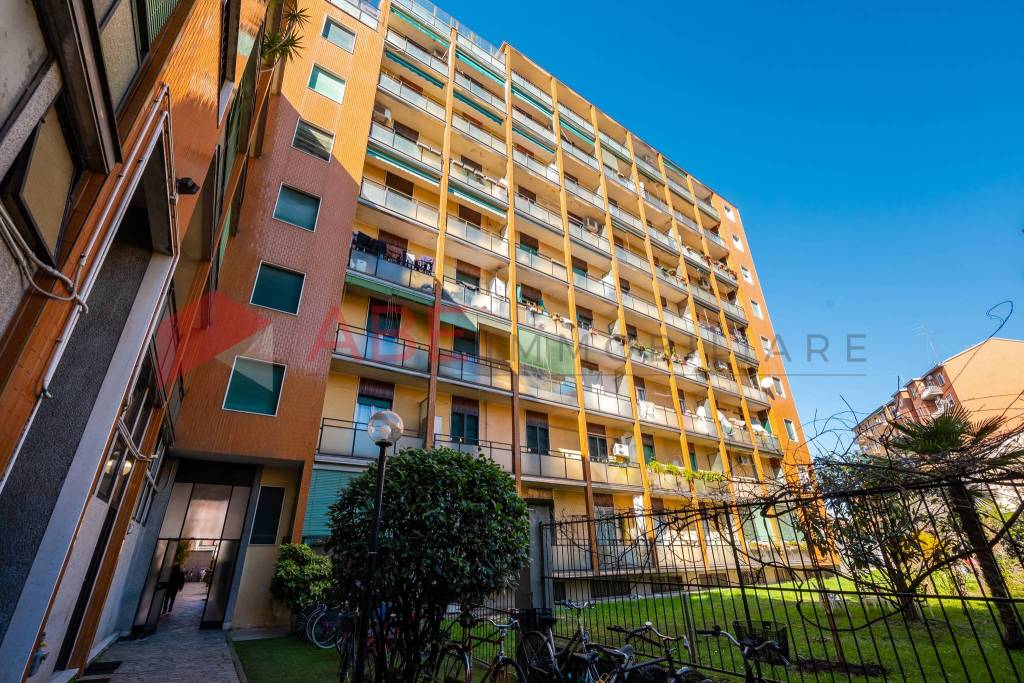 Appartamento in vendita a Milano via Luigi Varanini