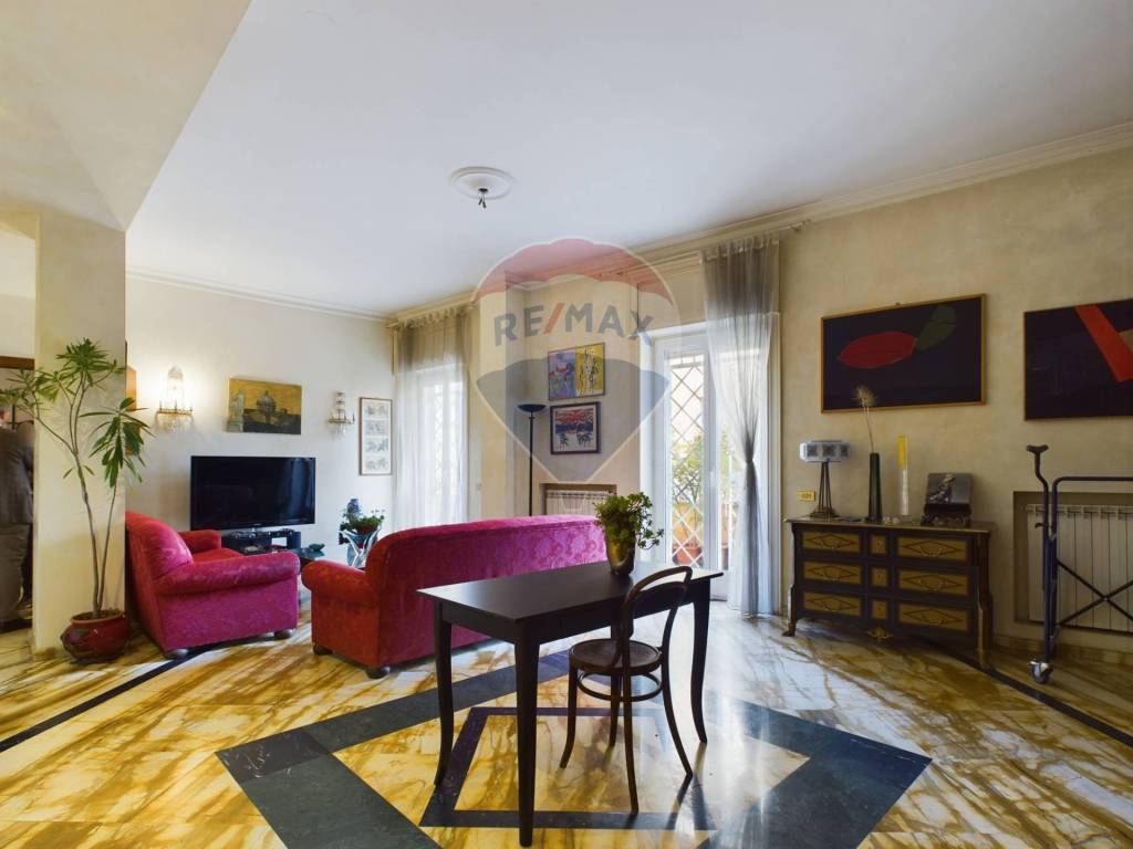 Appartamento in vendita a Roma via Archimede, 62