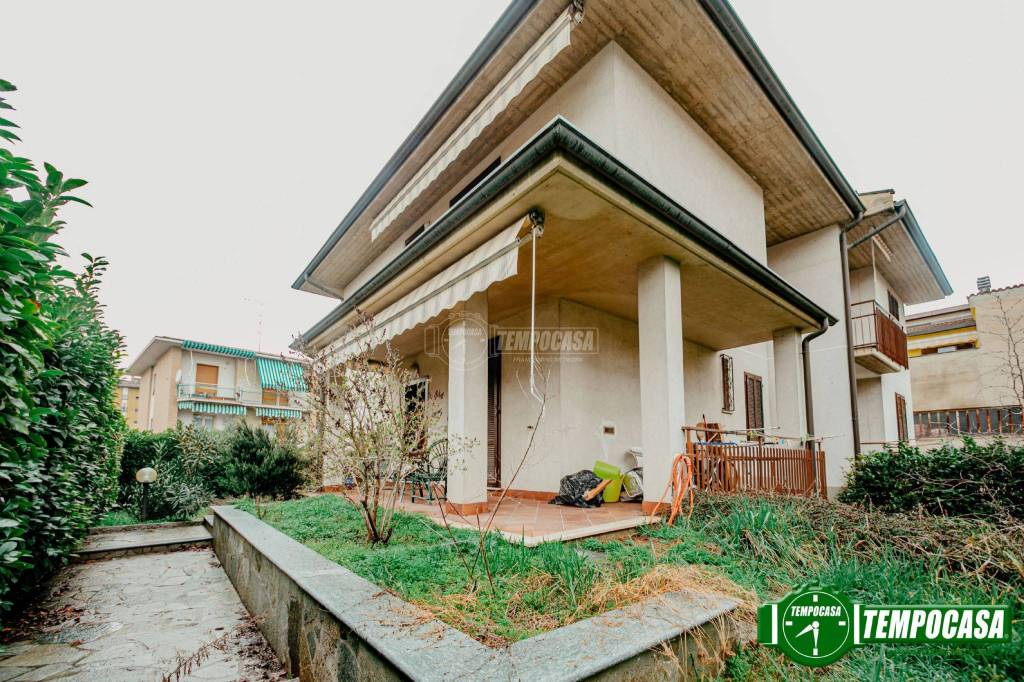 Villa Bifamiliare in vendita a Voghera via Paolo Cornaro