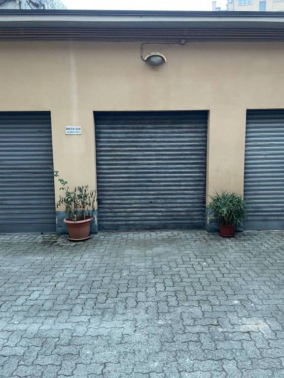 Garage in vendita a Torino via Michele Buniva, 5