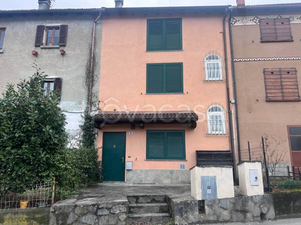 Villa in vendita a Colico via Campione