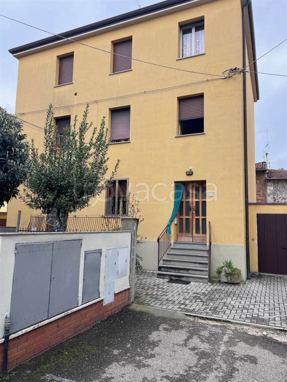 Appartamento in vendita a Castel San Pietro Terme via Marconi
