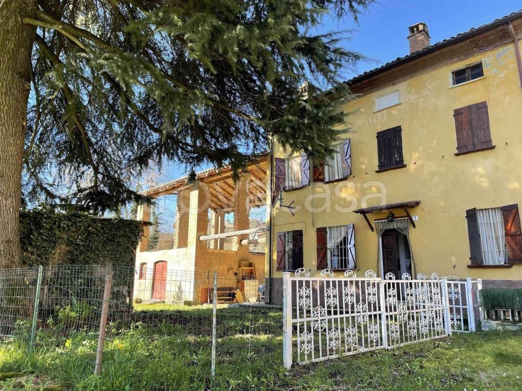 Casa Indipendente in vendita a Rocca Susella località Cà Nova Sturla, 7