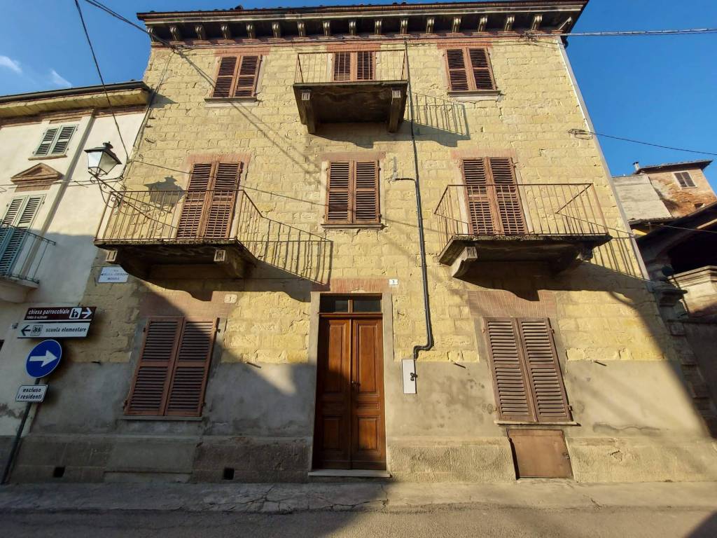 Casa Indipendente in vendita a Grazzano Badoglio via della Chiesa Morra, 3