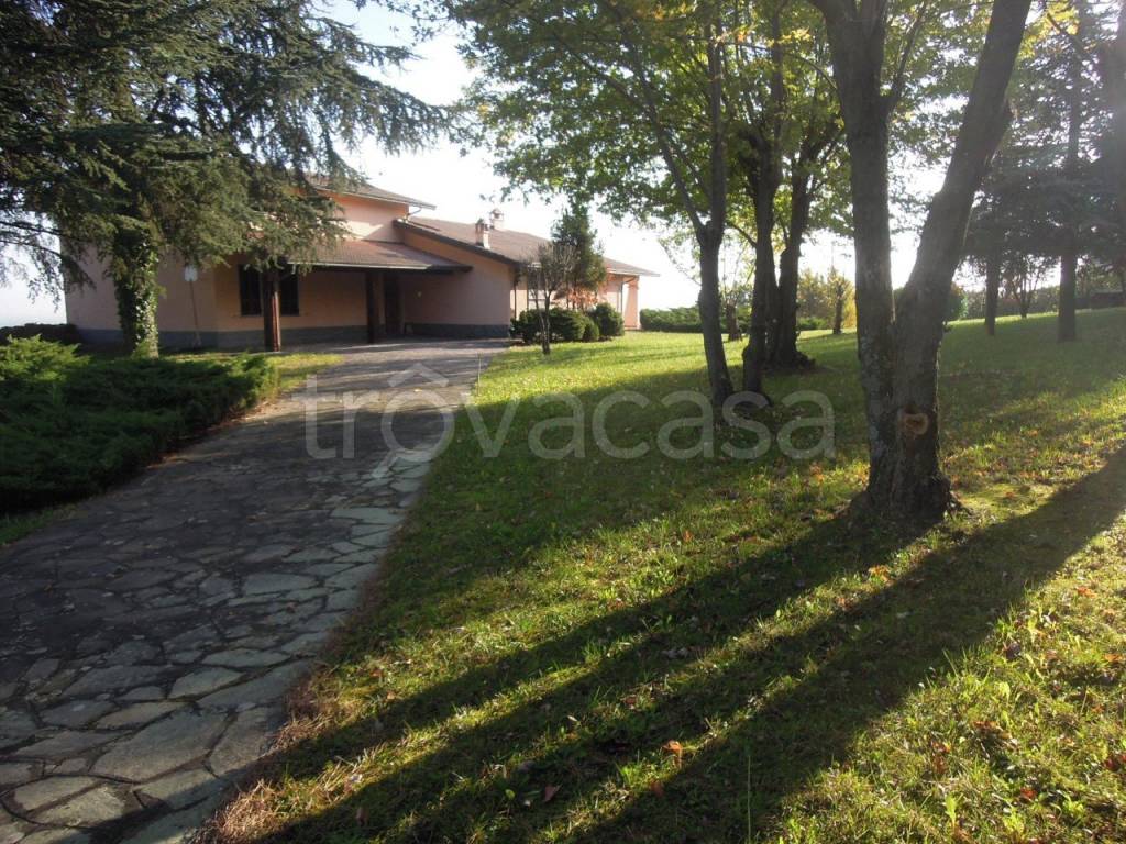 Villa in vendita a Gazzola strada Comunale del Torrazzo