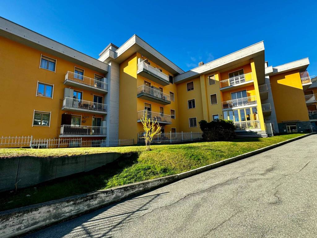 Appartamento in vendita ad Aosta viale Gran San Bernardo, 30