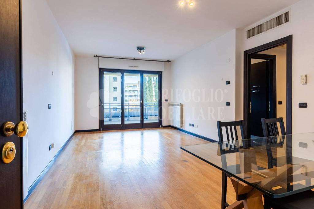 Appartamento in vendita a Roma viale Carmelo Bene, 320