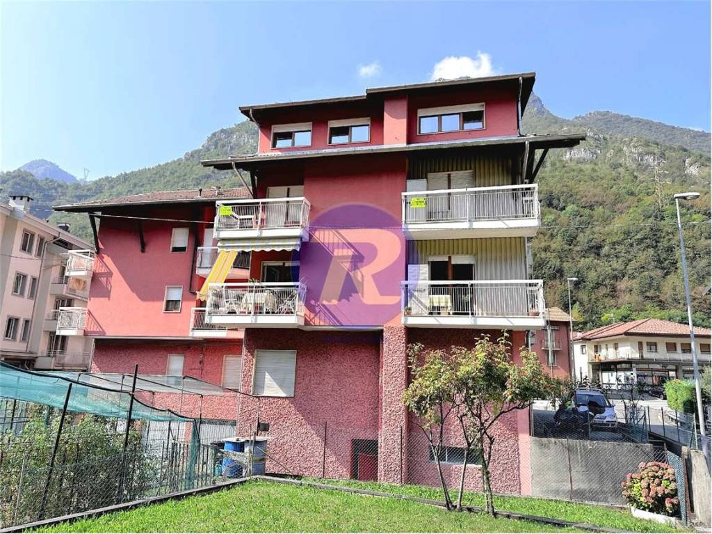 Appartamento in vendita a San Pellegrino Terme via de medici, 95
