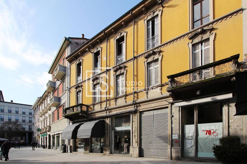 Appartamento in vendita a Legnano corso Giuseppe Garibaldi, 1