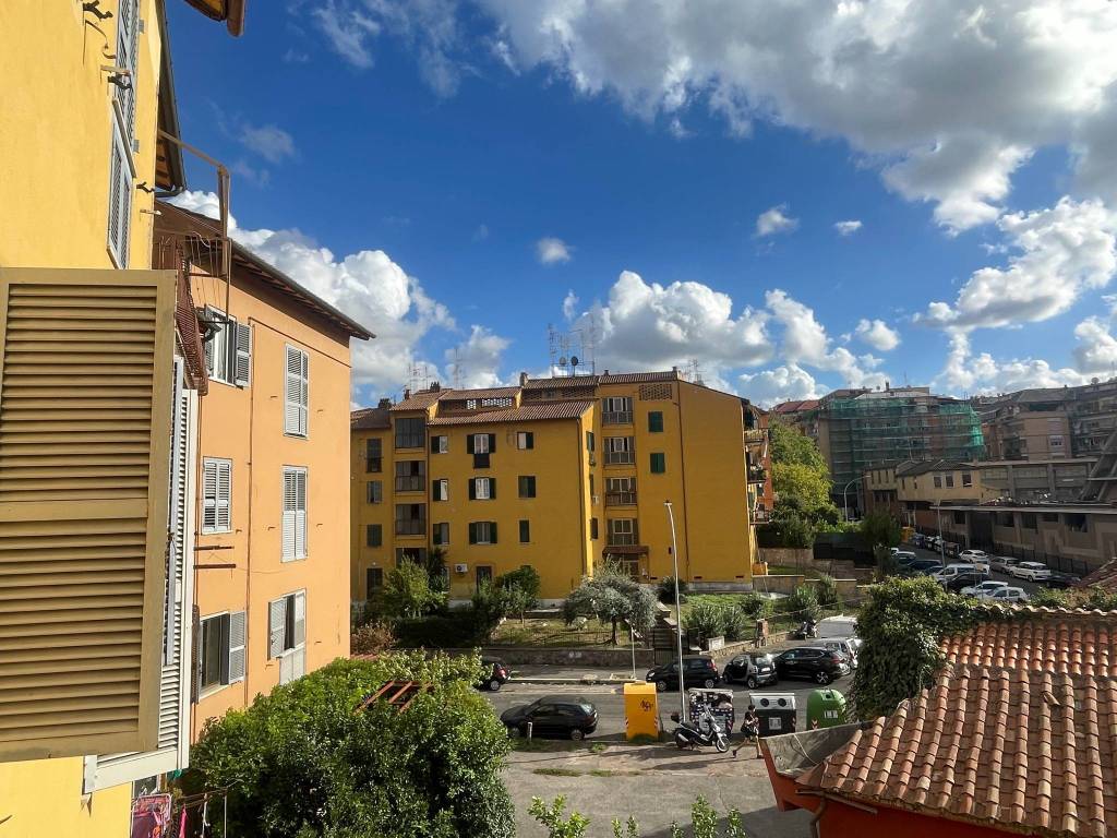 Appartamento in vendita a Roma via Luigi Cesana, 14