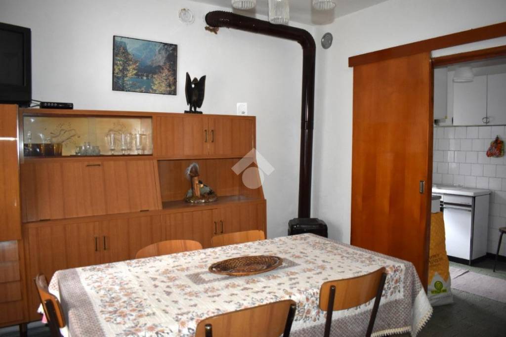 Appartamento in vendita a Chiesa in Valmalenco via Nicolò Rusca, 35