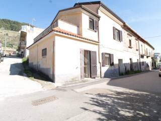 Casa indipendente in vendita a castel morrone vico zaccaria, 2