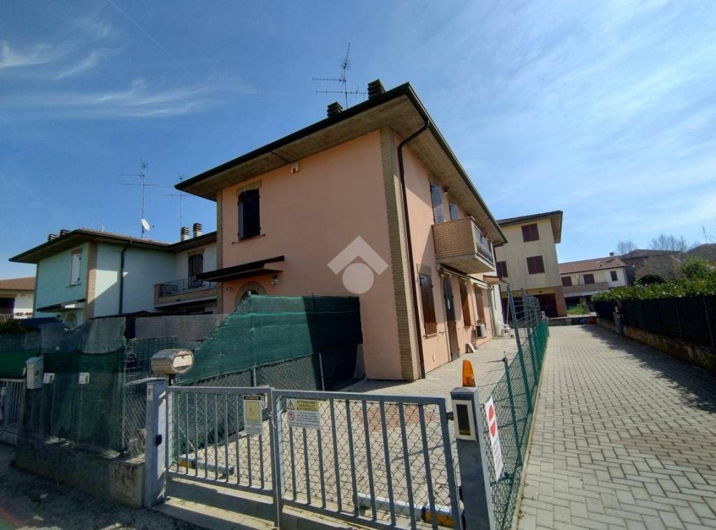 Appartamento in vendita a Sant'Agata sul Santerno via Don Giovanni Ceroni