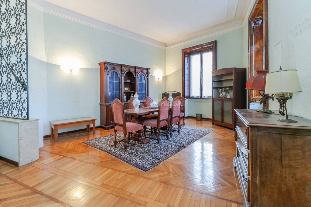 Appartamento in affitto a Milano viale Stelvio, 42